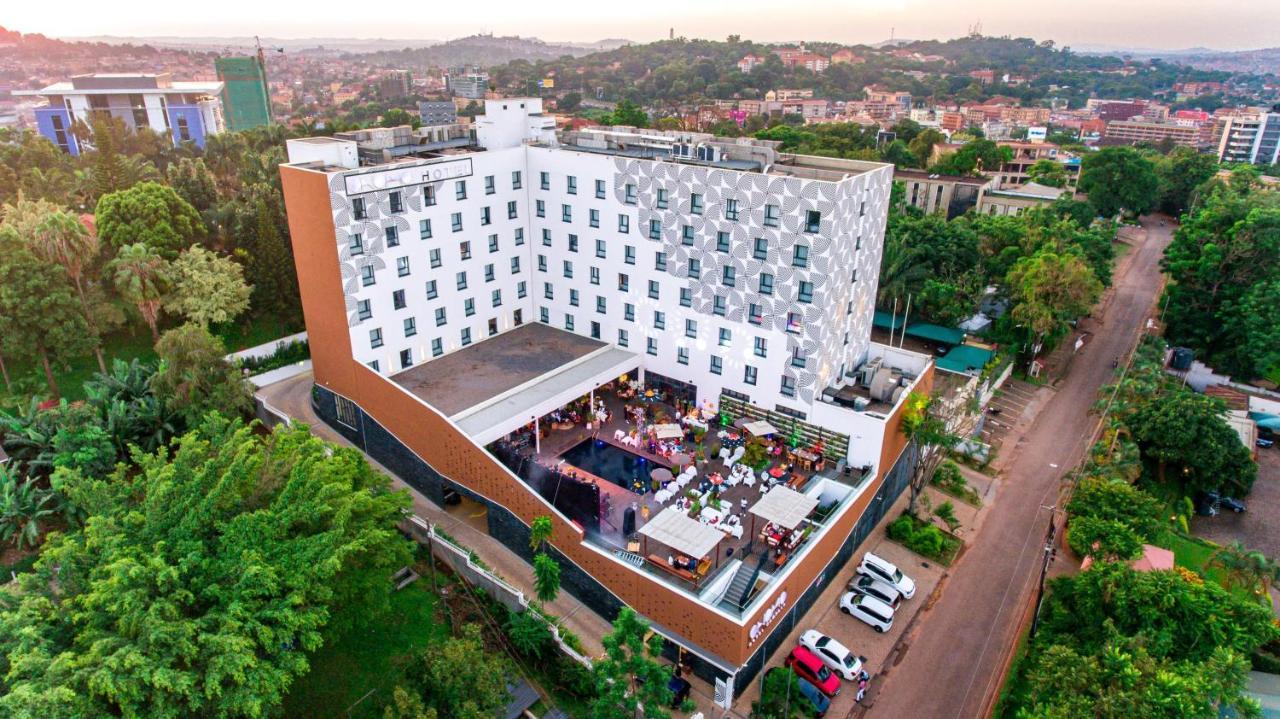 Onomo Hotel Kampala Esterno foto